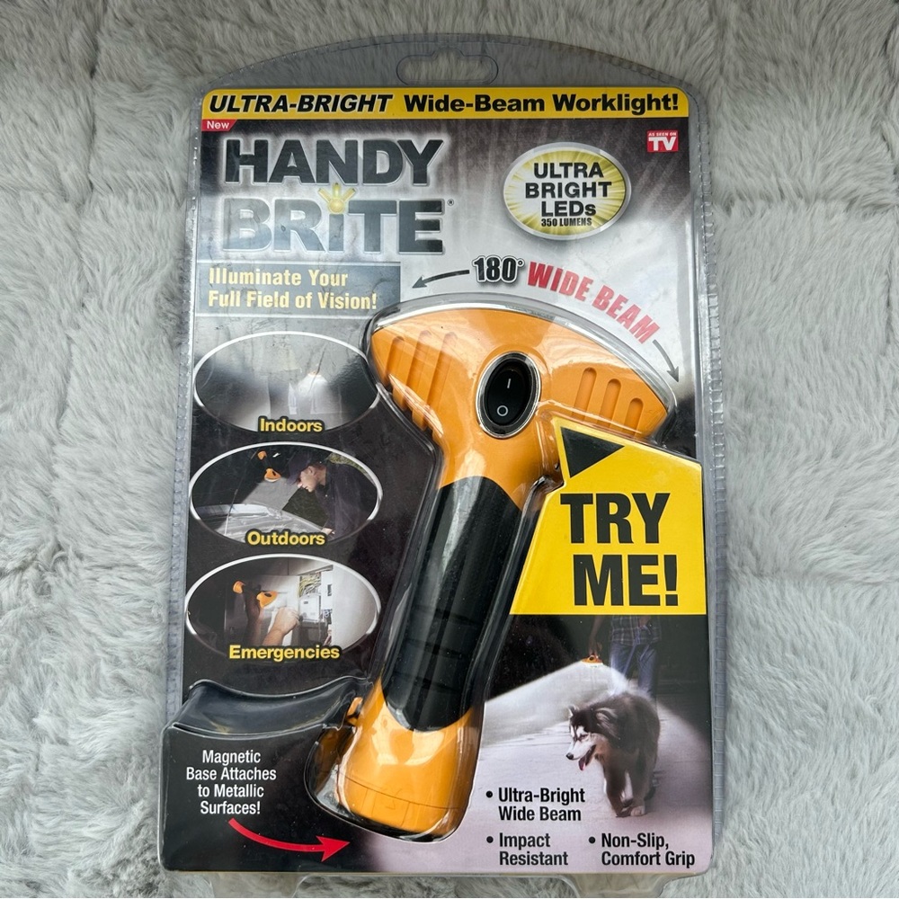 Handy Brite Ultra Bright 350 Lumen 180° Wide Beam LED Worklight New